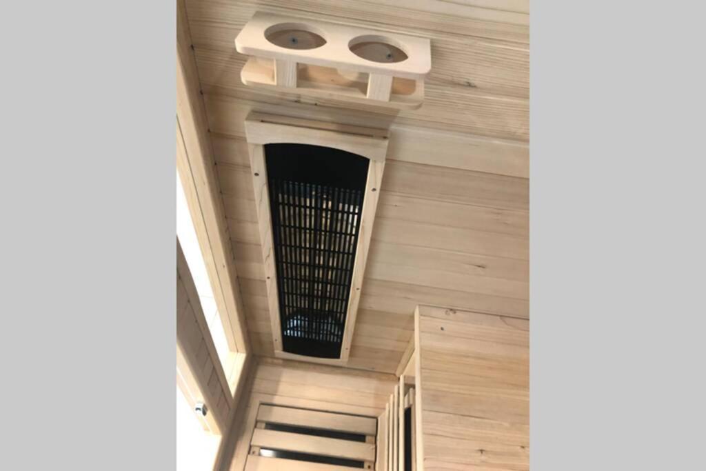 Stadtsuite Mit Sauna In Wiener Neustadt 135 M2 Exterior foto